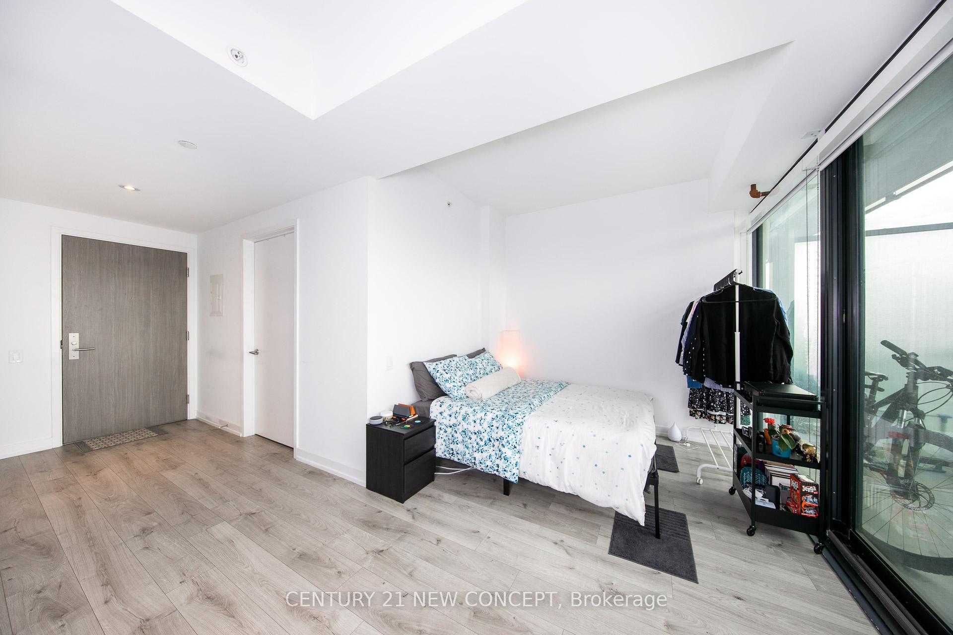 Condo at 161 Roehampton, Toronto For sale
