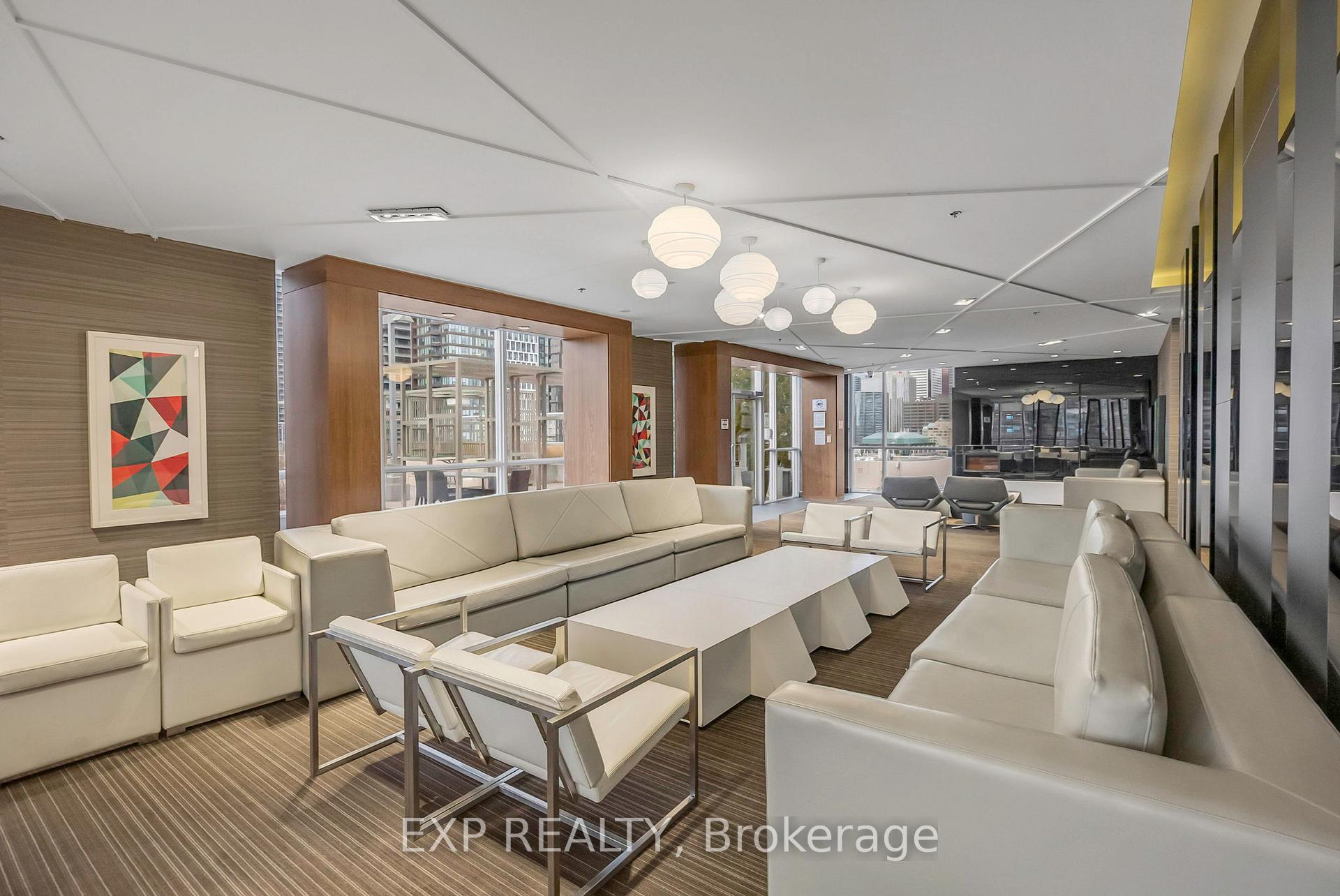 1 Bedroom Condo at 352 Front, Toronto For sale