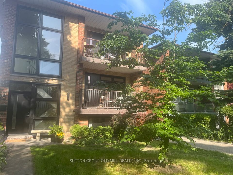 96 Indian Road Crescent