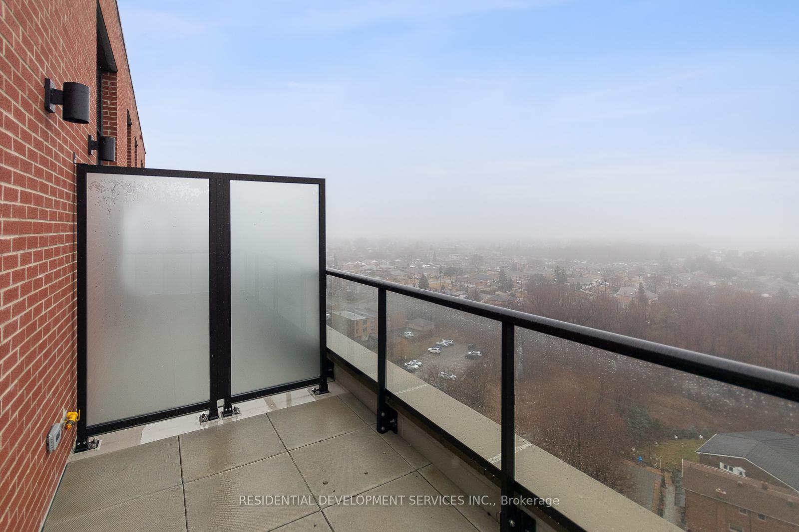 3 Bedrooms Condo at 3100 Keele,  Toronto For sale