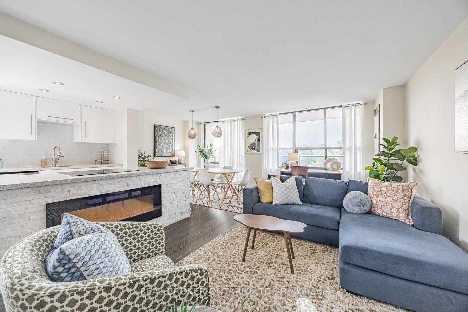 2 Bedrooms Condo at 2721 Victoria Park, Toronto For sale