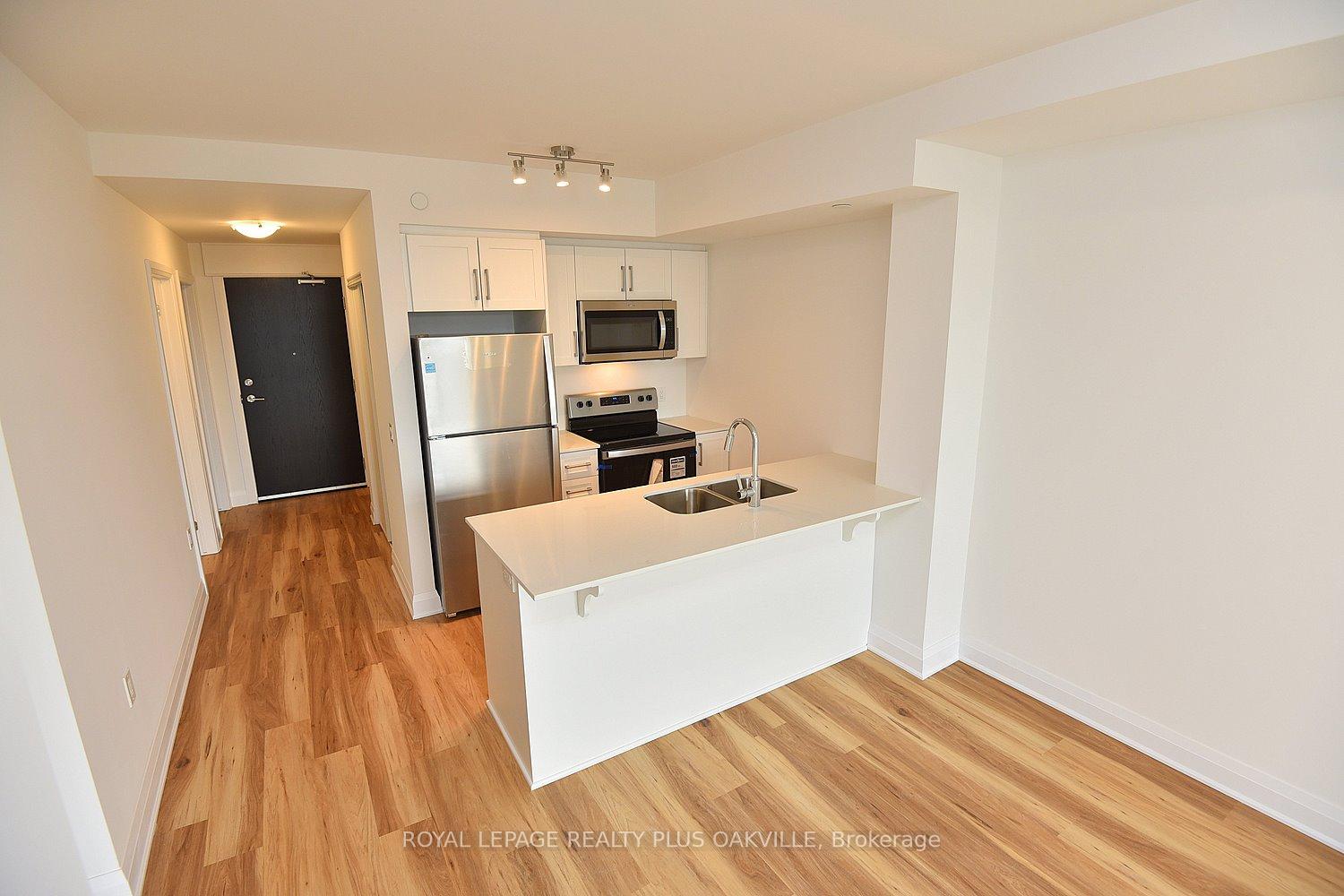 1 Bedroom Condo at 1936 Rymal, Hamilton For sale