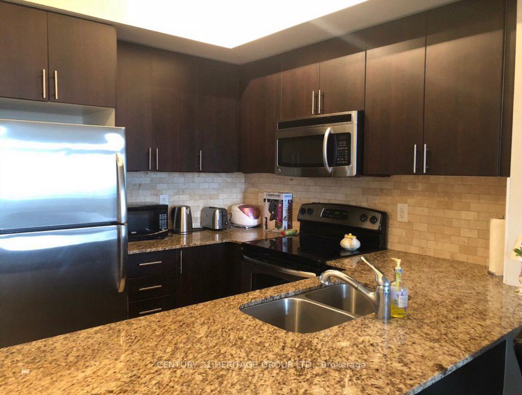 2 Bedrooms Condo at 520 Steeles,  Vaughan For sale