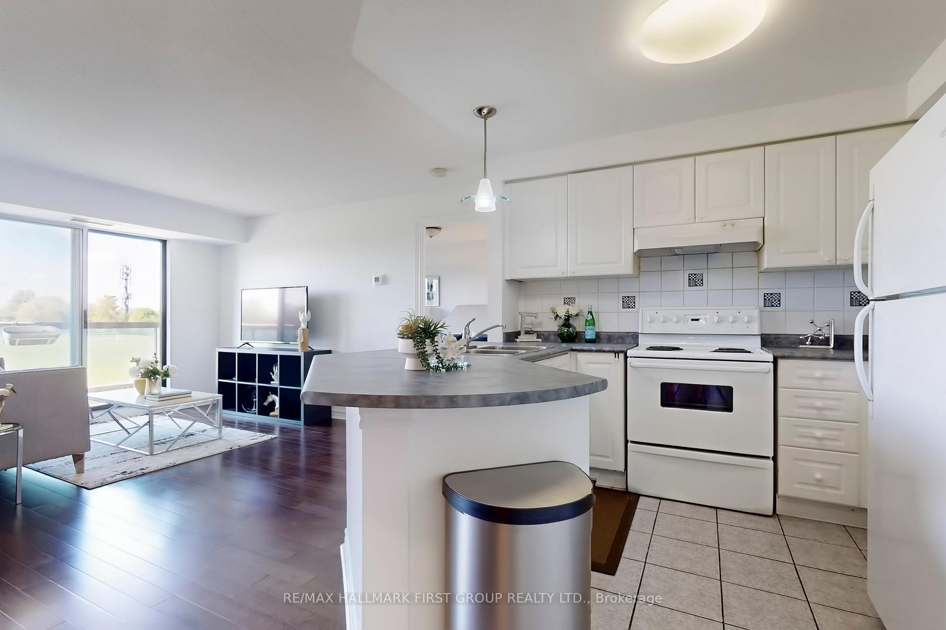 2 Bedrooms Condo at 1030 Sheppard, Toronto For sale
