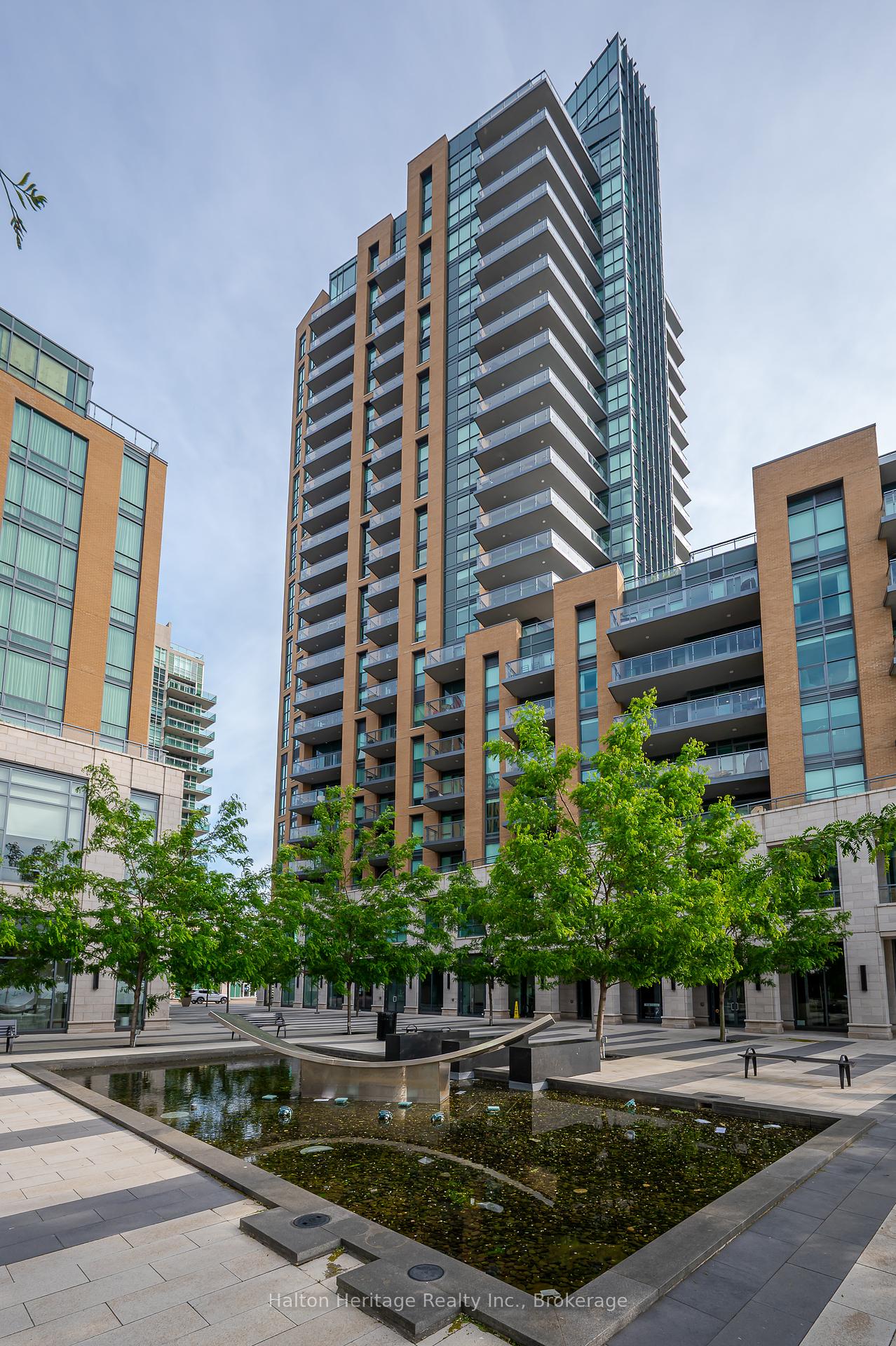 2 Bedrooms Condo at 2060 Lakeshore, Burlington For sale
