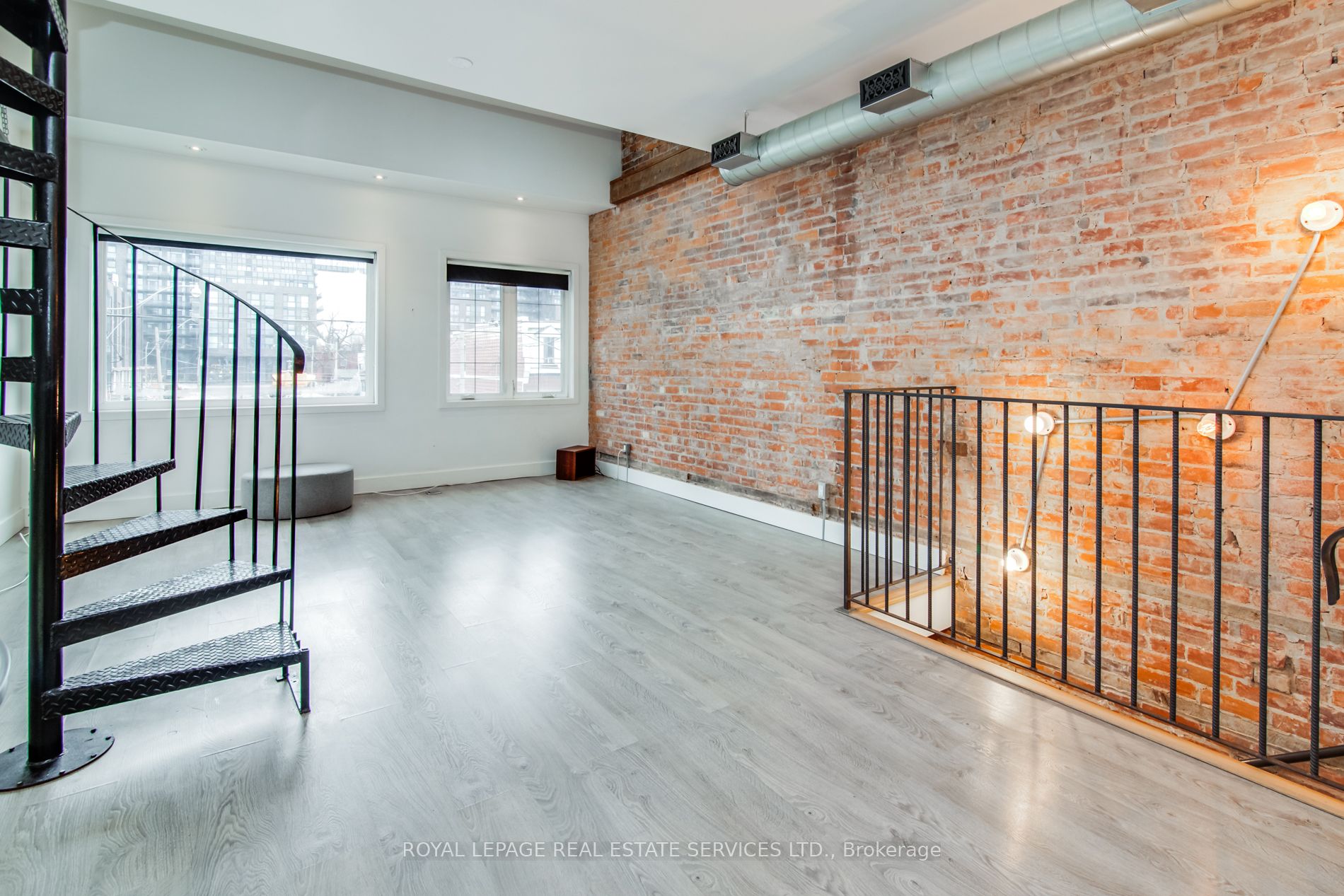 53 Gladstone Avenue, #2