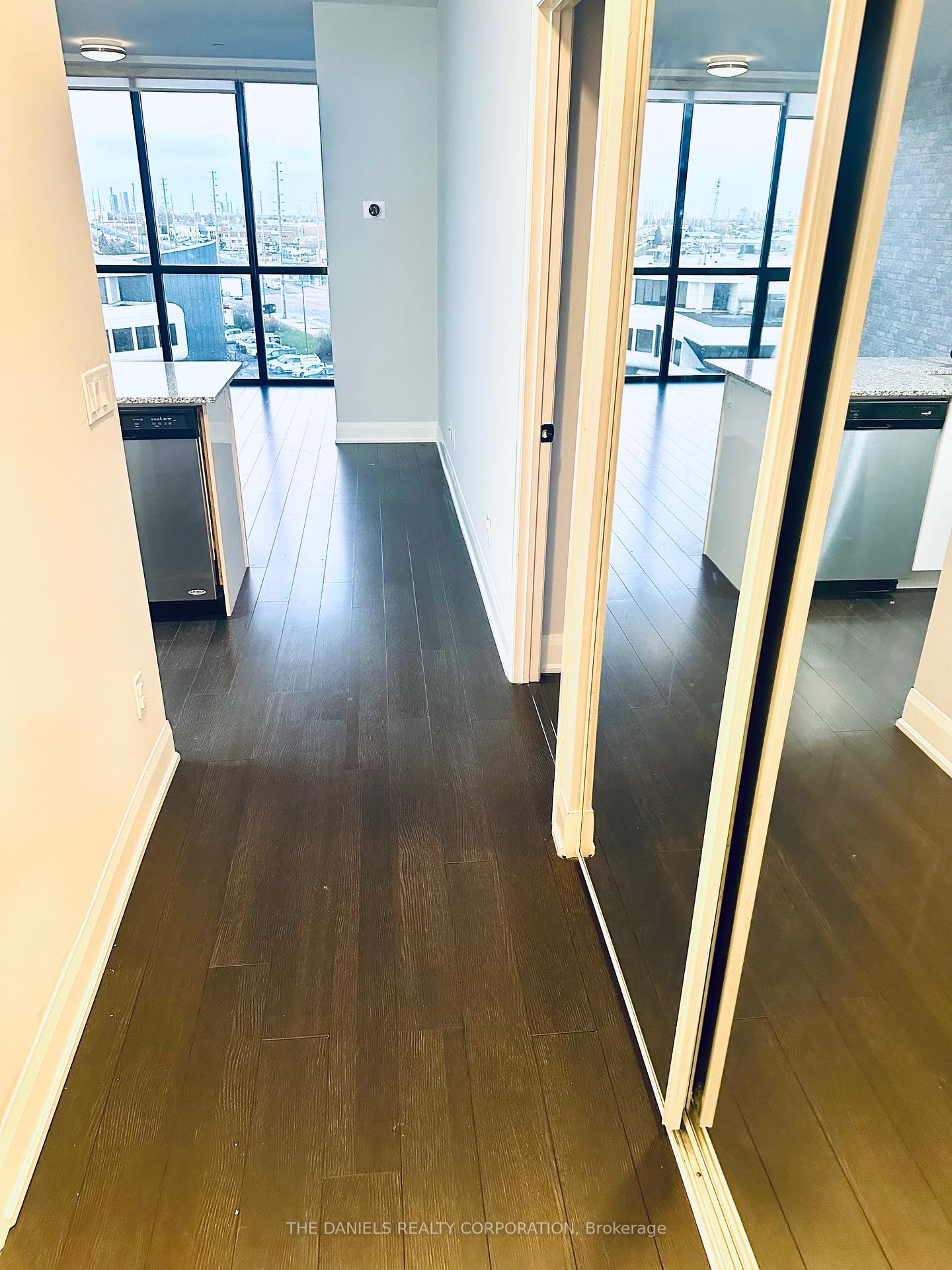 2 Bedrooms Condo at 2900 Highway 7,  Vaughan For sale