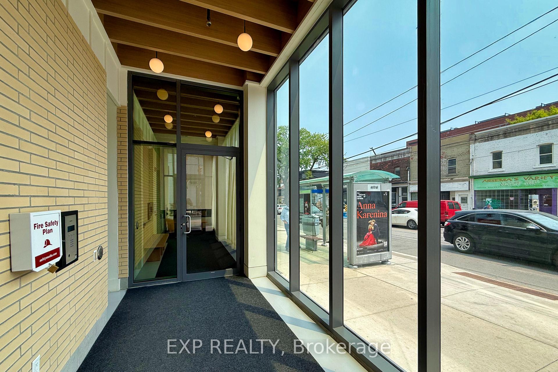 2 Bedrooms Condo at 495 Logan, Toronto For sale
