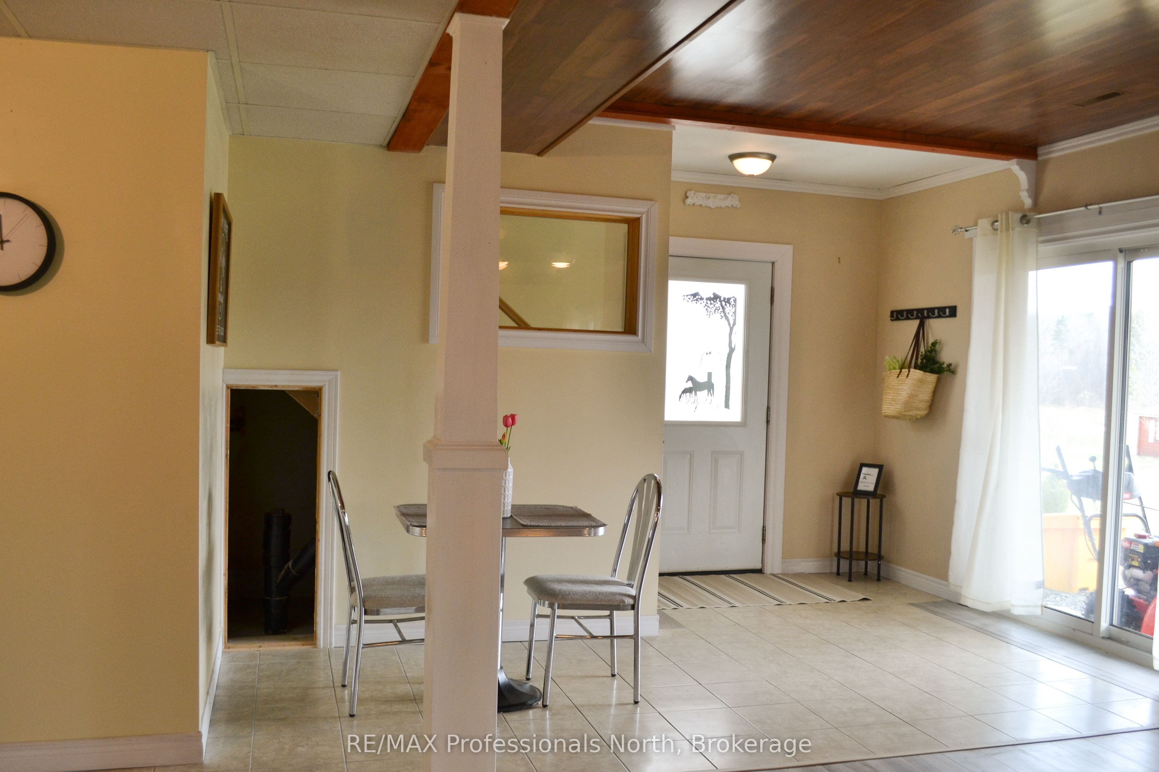 4043 Highway 60, Algonquin Highlands, ON P0A 1H0