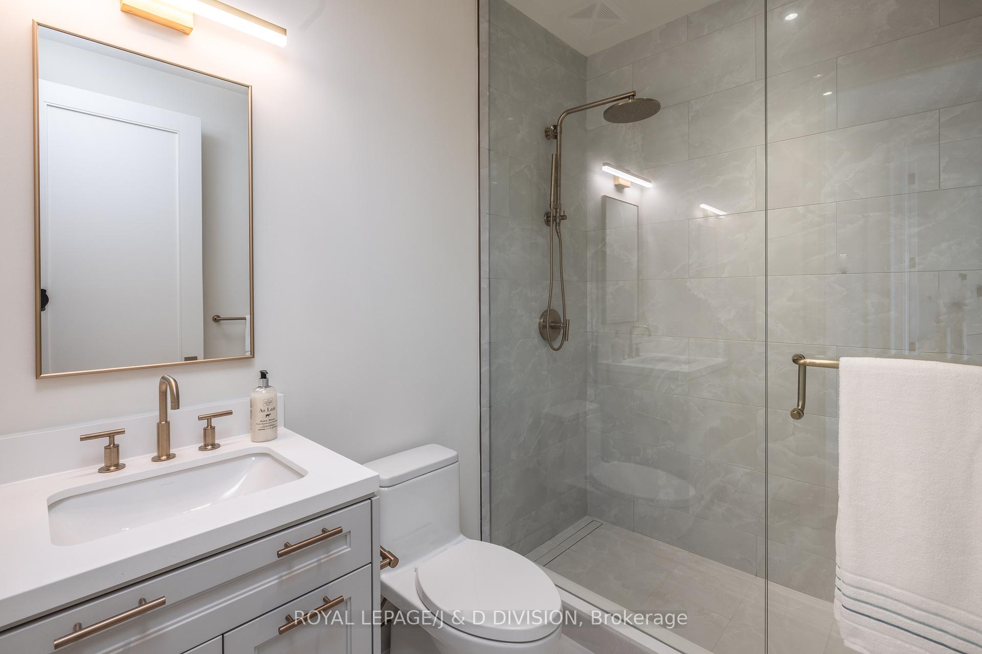 3 Bedrooms Condo at 1 Strathgowan, Toronto For sale