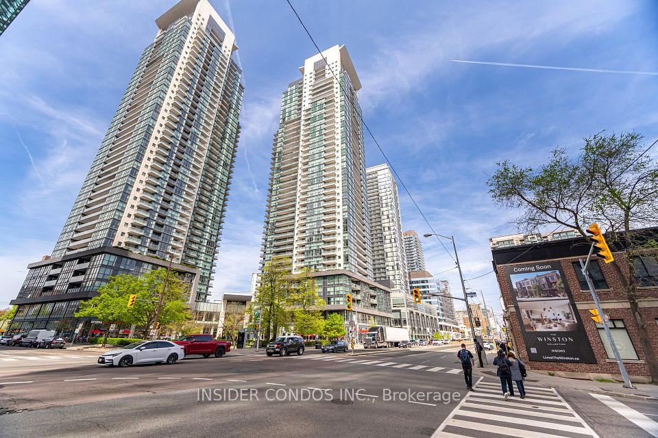 5168 Yonge