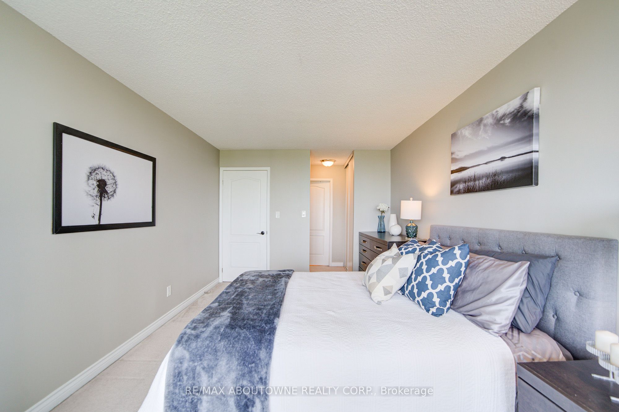 1276 Maple Crossing Boulevard, #1008