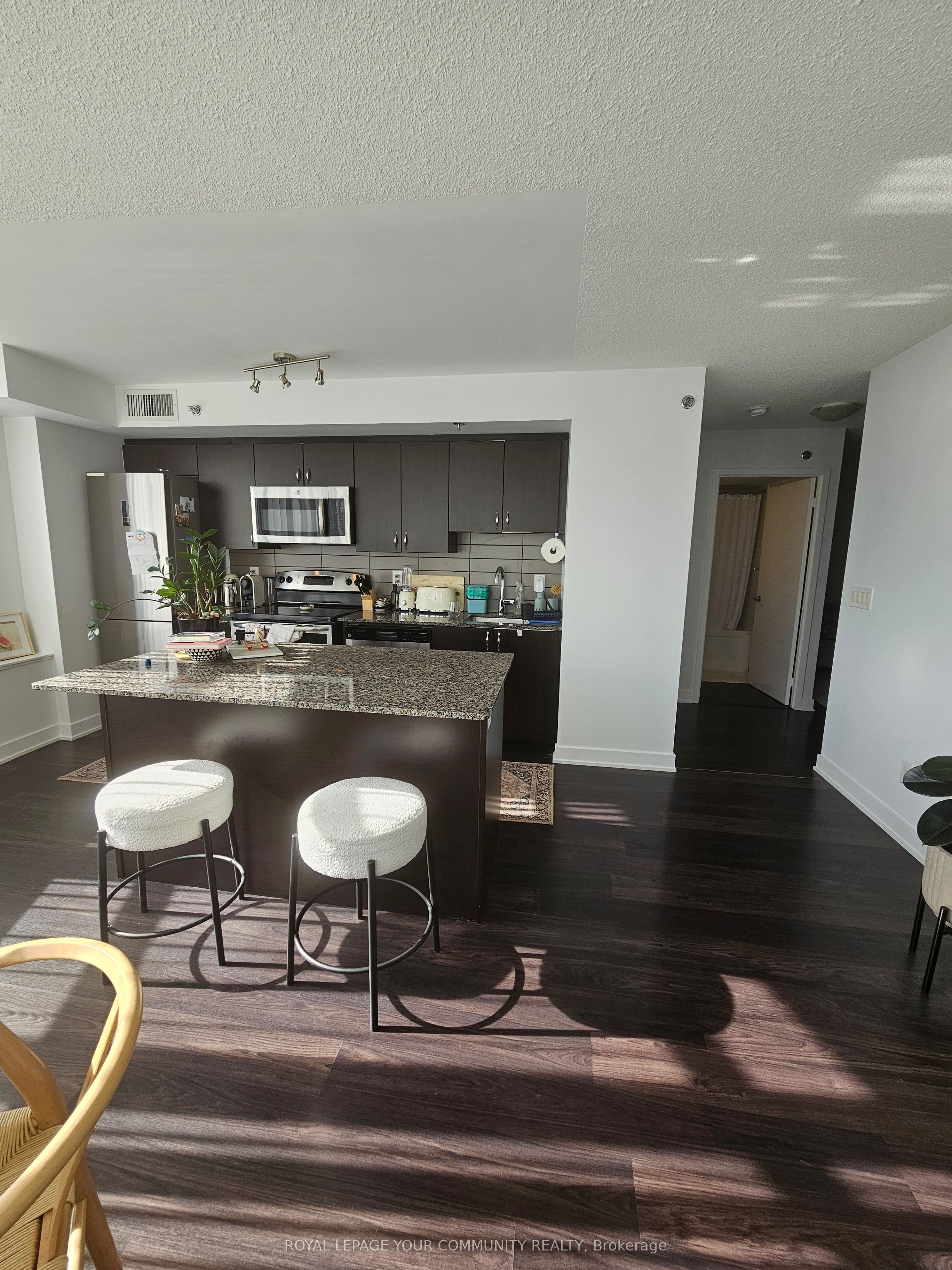 11 Superior Avenue, #406