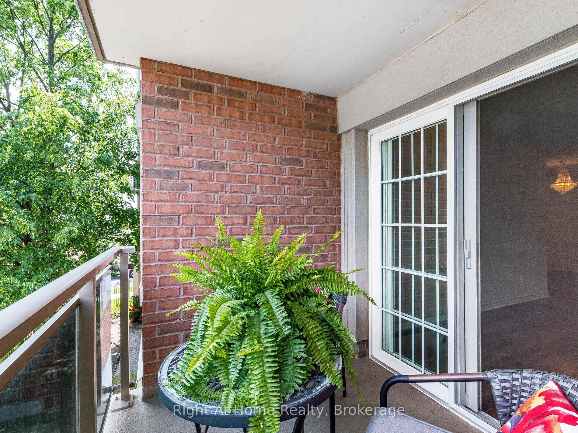 1 Bedroom Condo at 2300 Parkhaven, Oakville For sale