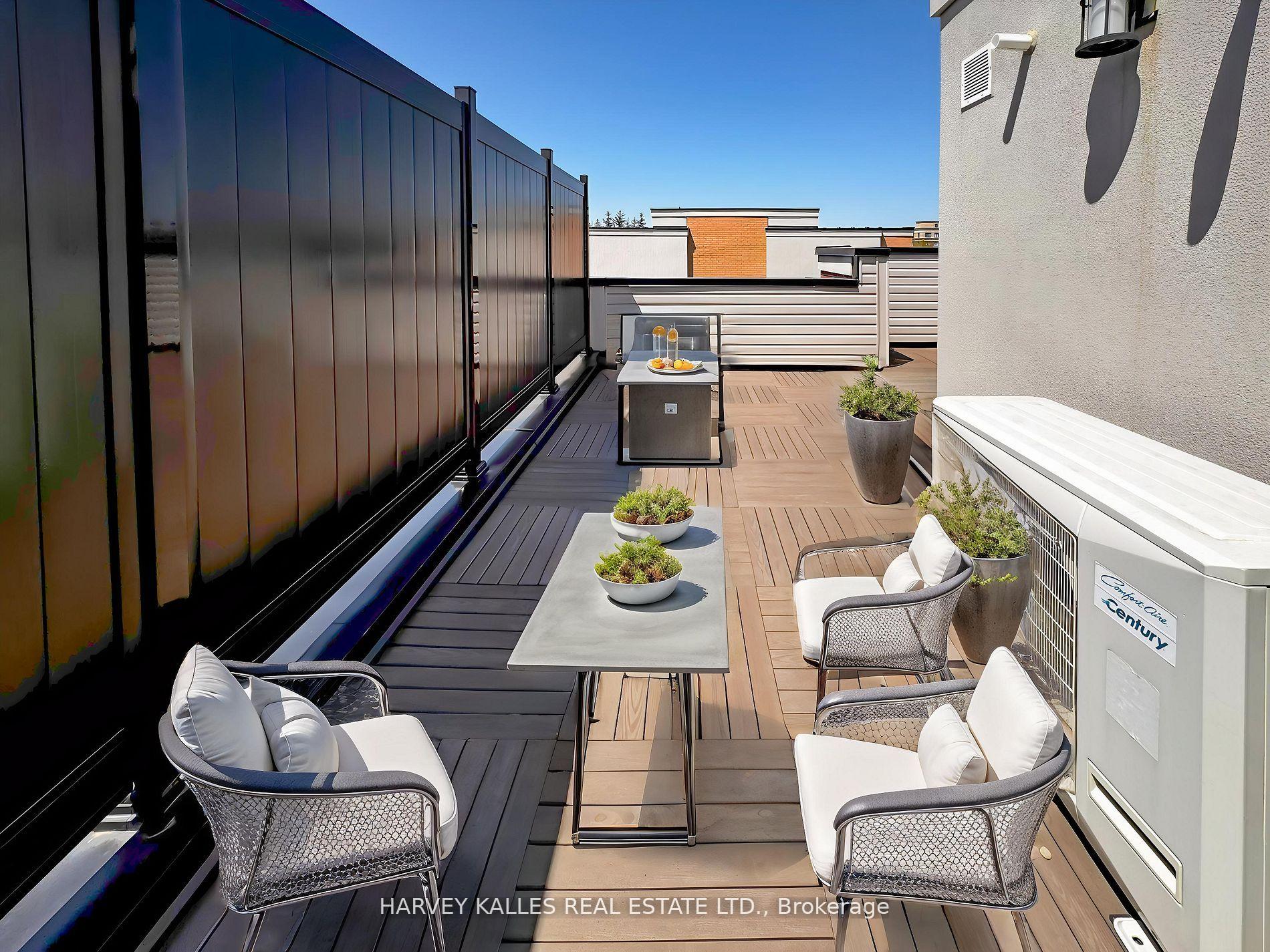 9 Phelps Lane 270
