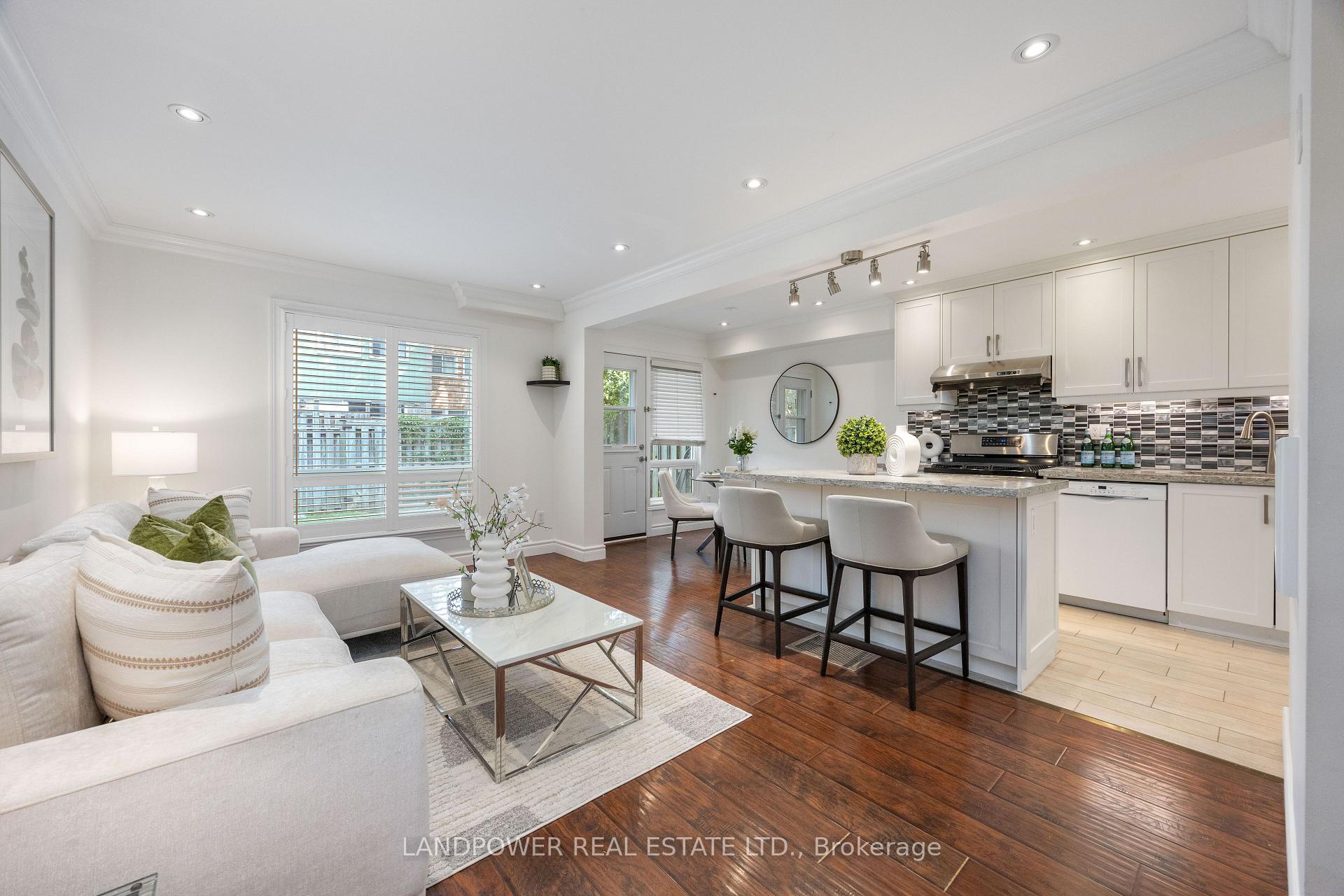 5 Bedrooms Condo at 3 Thorny Vineway, Toronto For sale