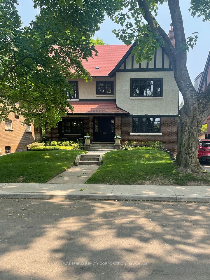 11 Conrad Avenue