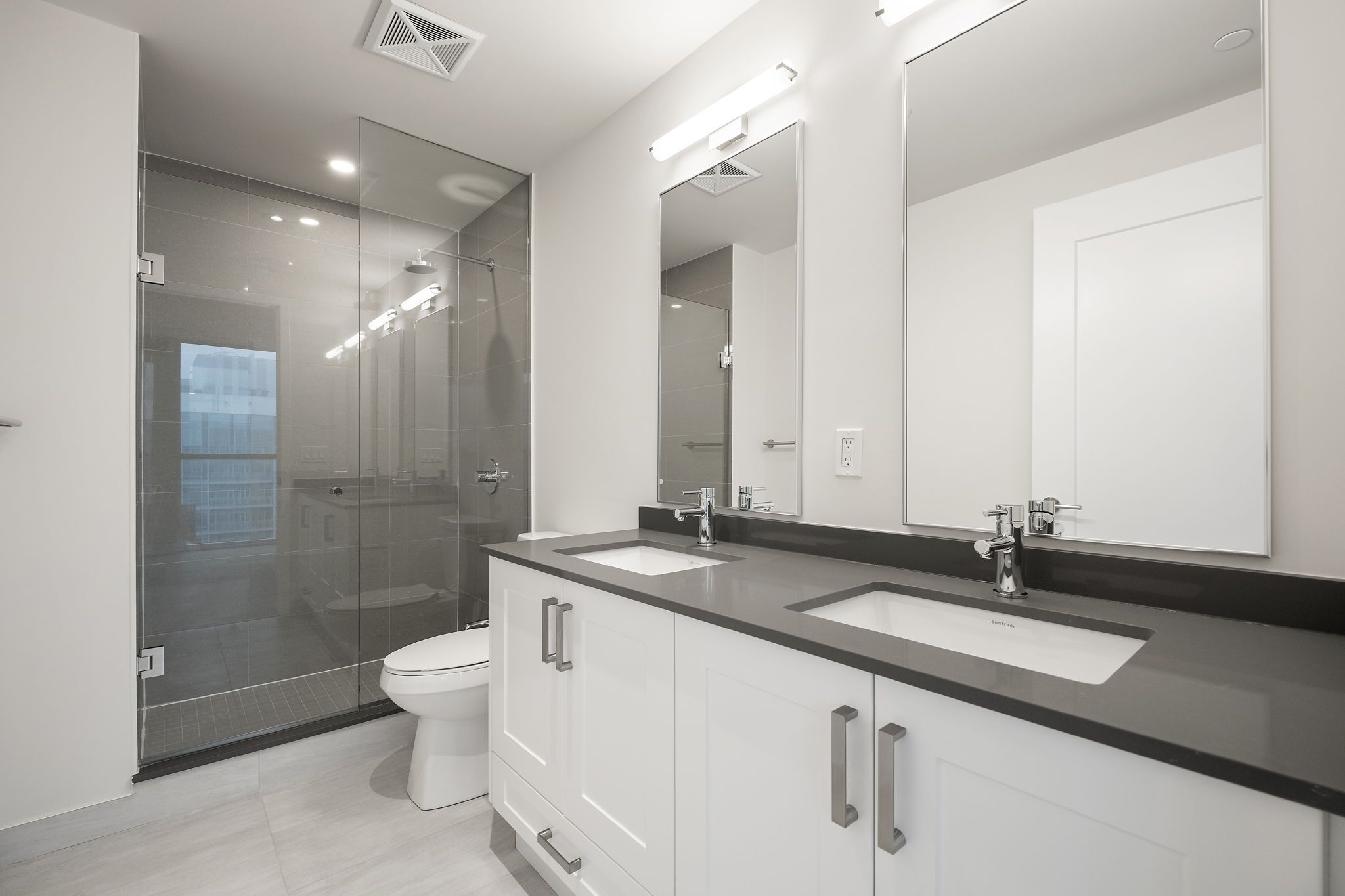 99 John Street 4504