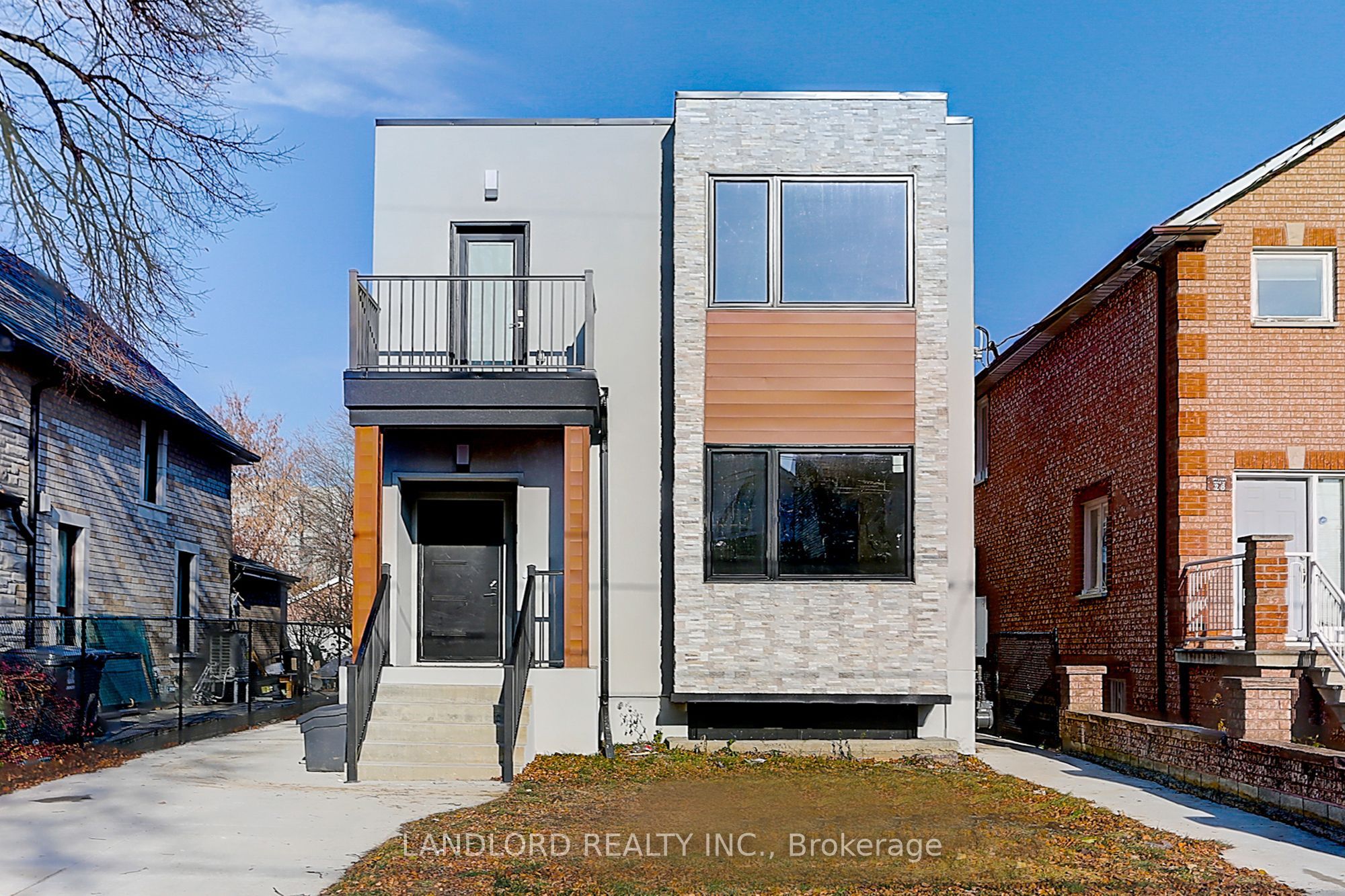 30 Lambton Avenue, #Lower