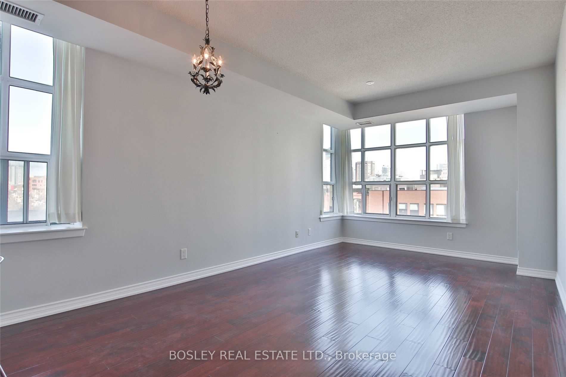 438 Richmond Street W, #410