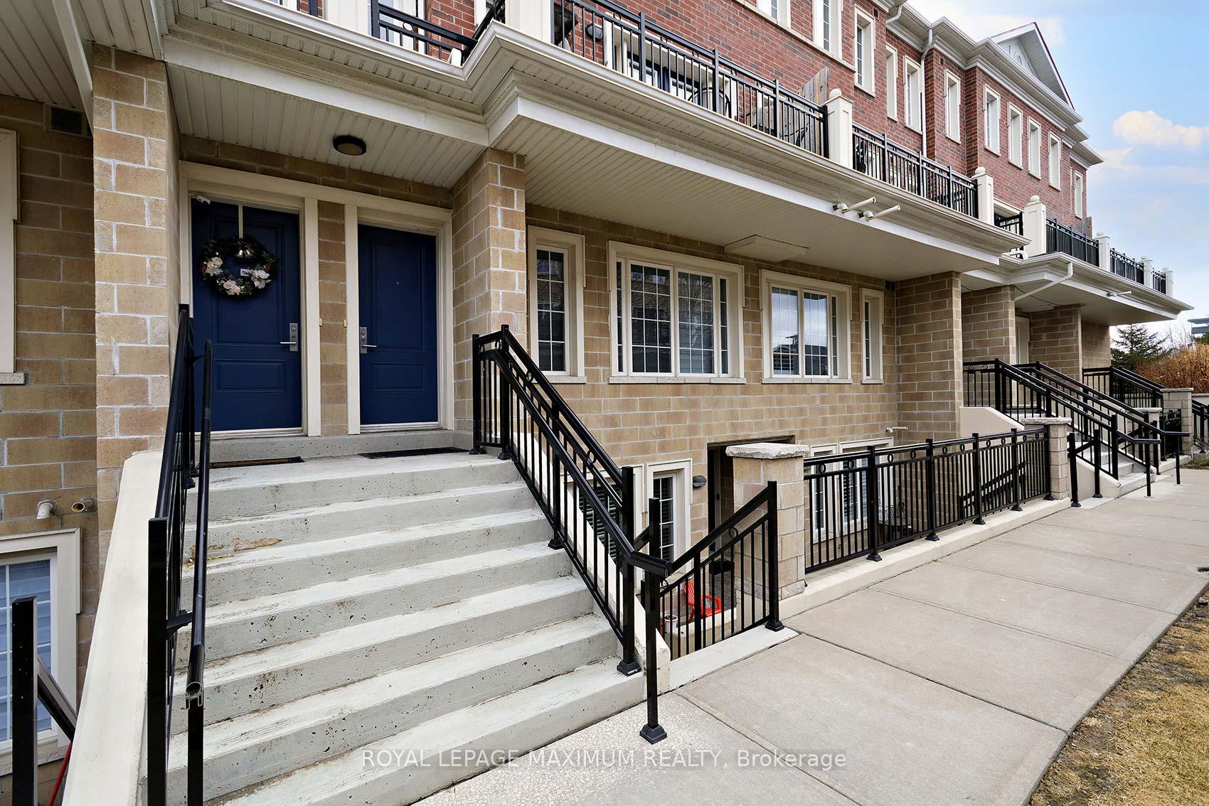 2 Bedrooms Condo at 26 Bruce,  Vaughan For sale