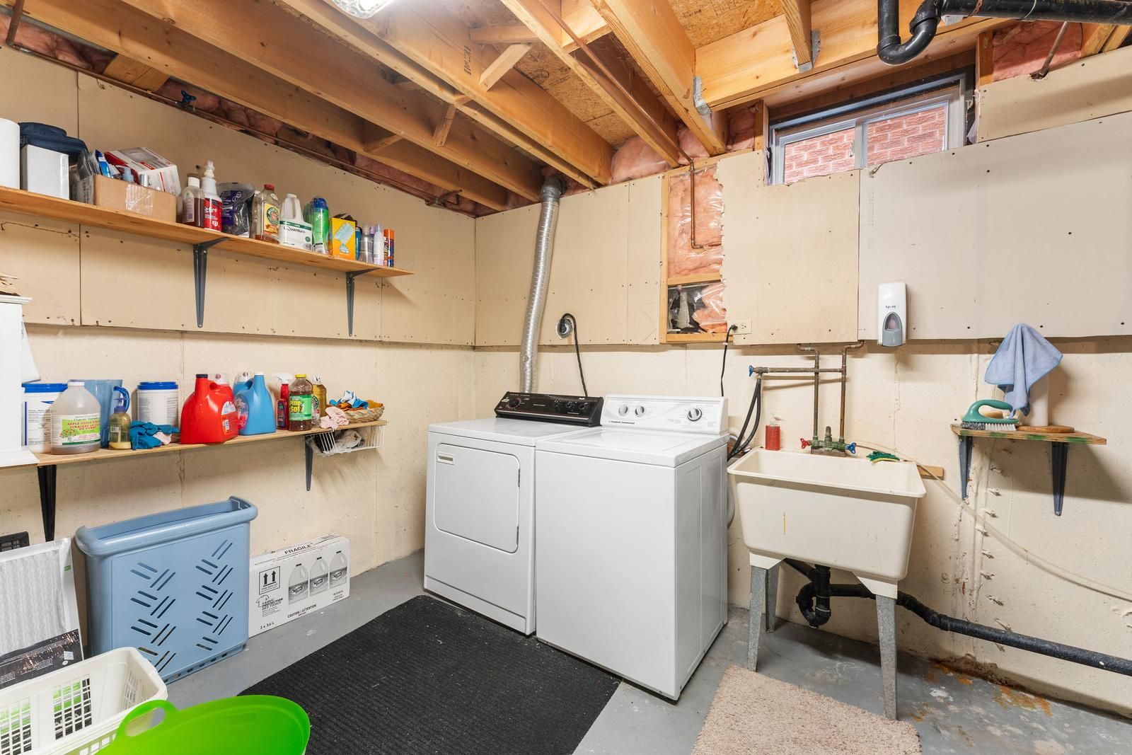 130 Pentland Crescent