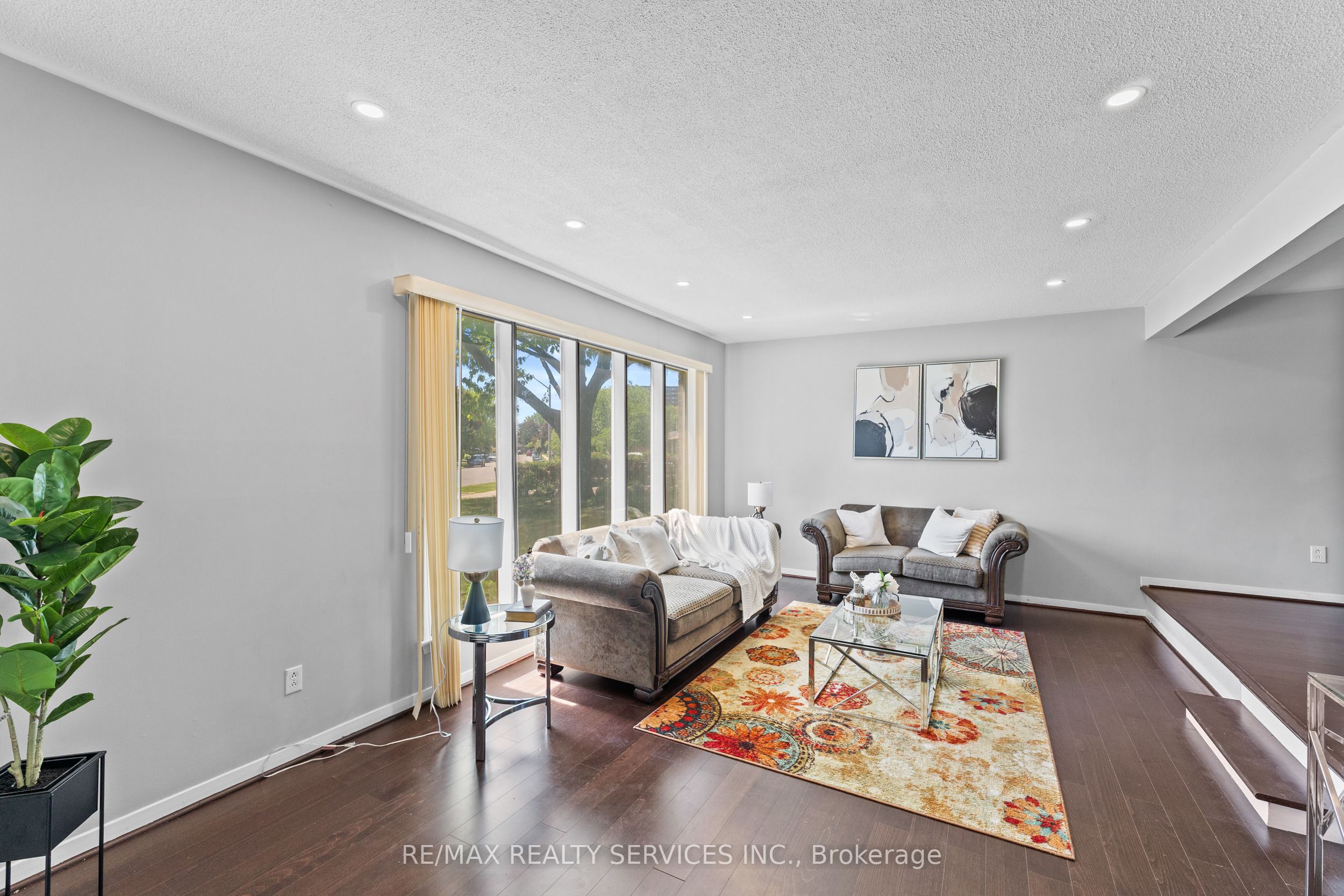 80 Brookland Drive