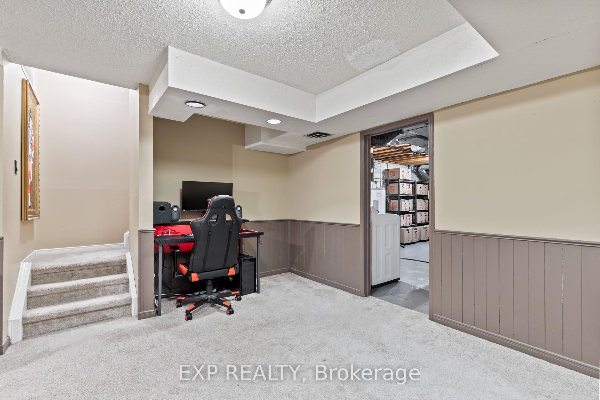 3 Bedrooms Condo at 2205 South Millway,  Mississauga For sale