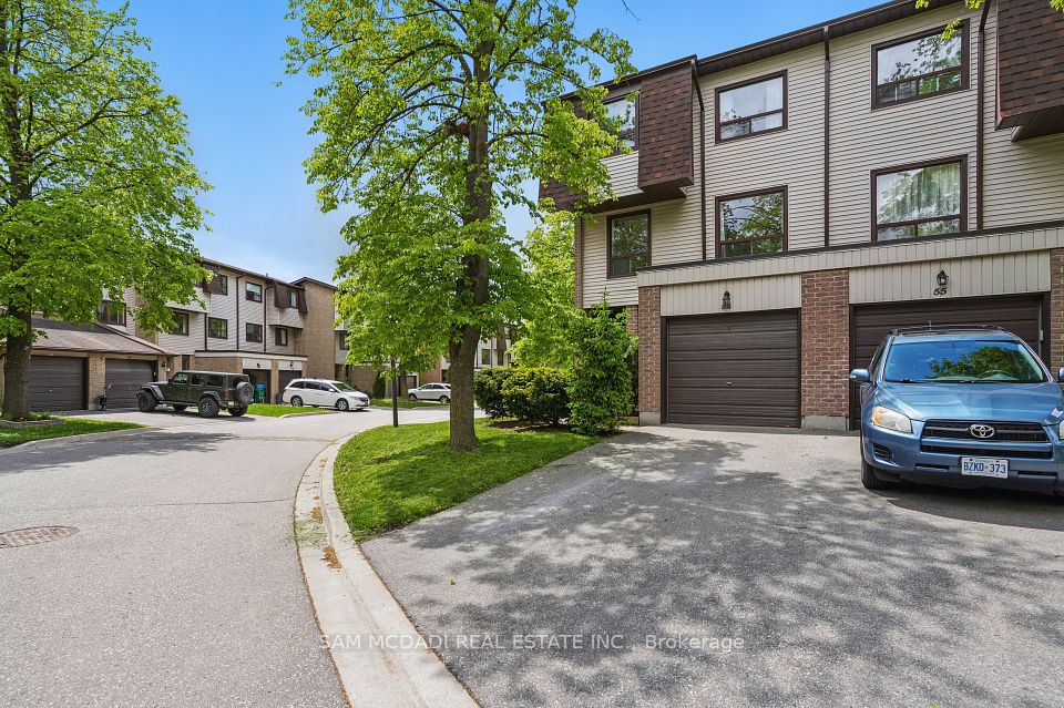#56 - 6040 Montevideo Road, Mississauga, ON L5N 2T4