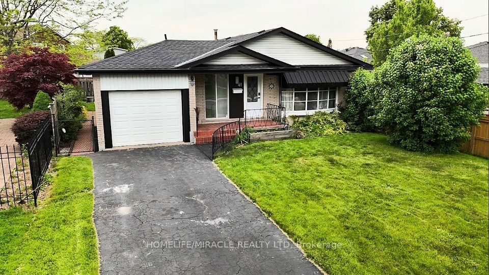 41 Grande Avenue