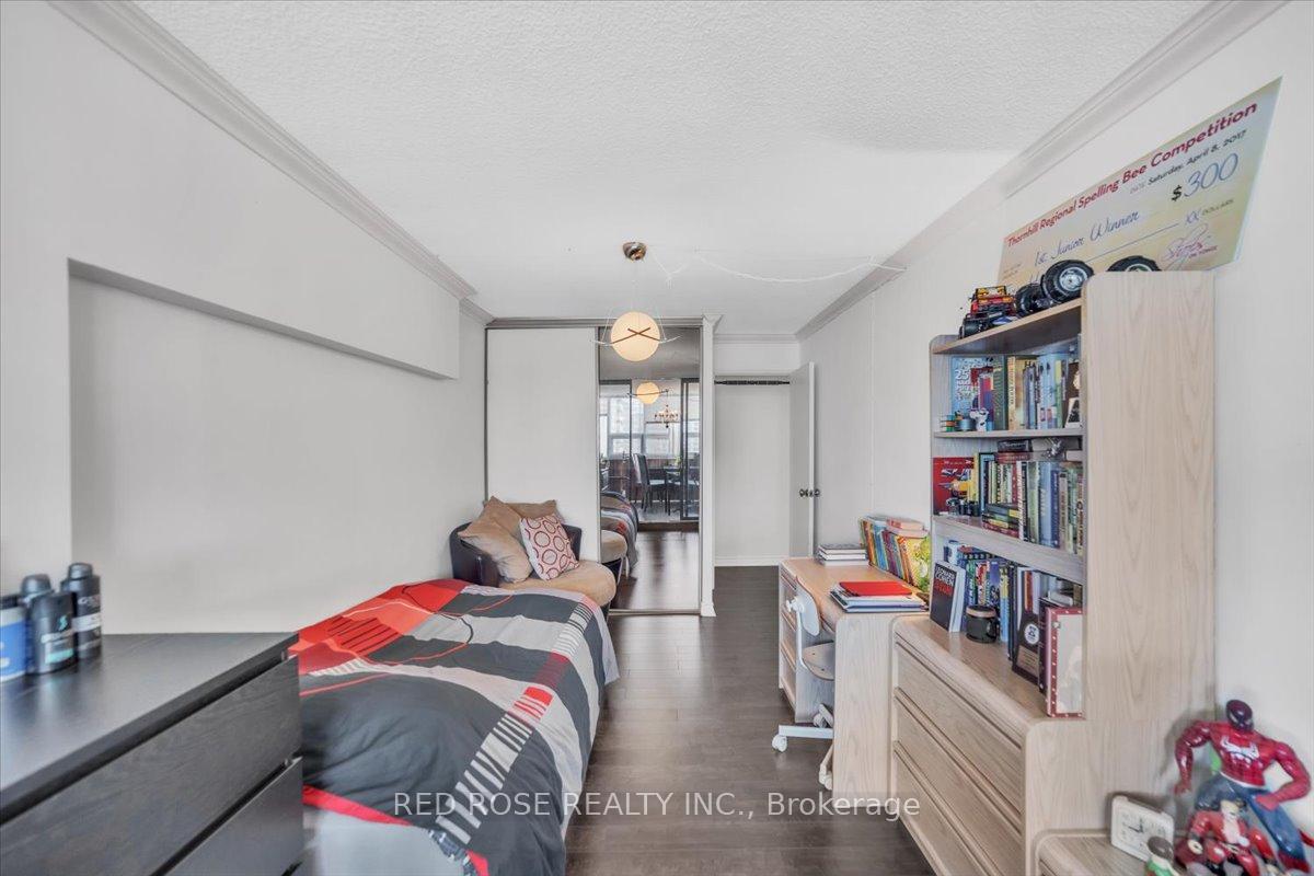 3 Bedrooms Condo at 3303 Don Mills,  Toronto For sale