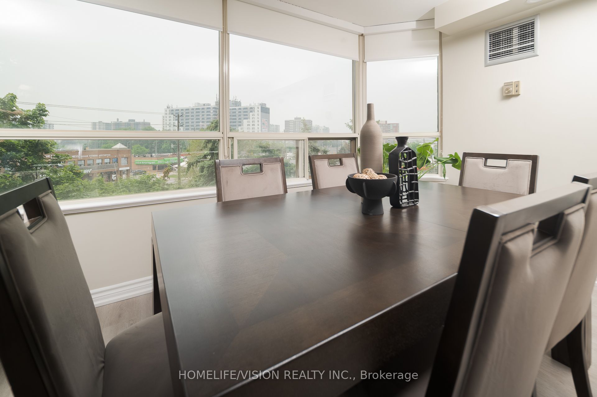 7 Townsgate Drive, #413