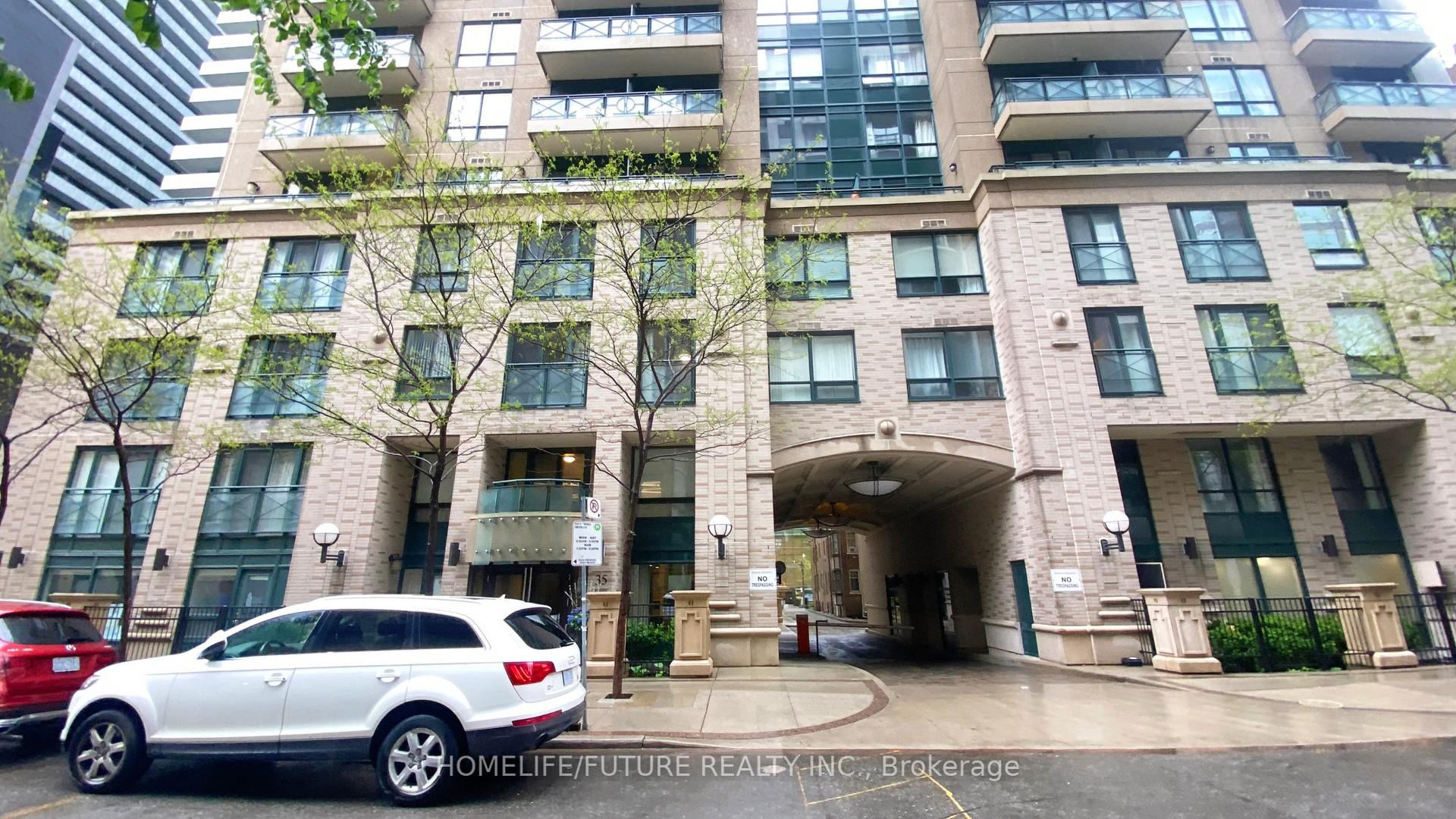 1 Bedroom Condo at 35 Hayden, Toronto For sale