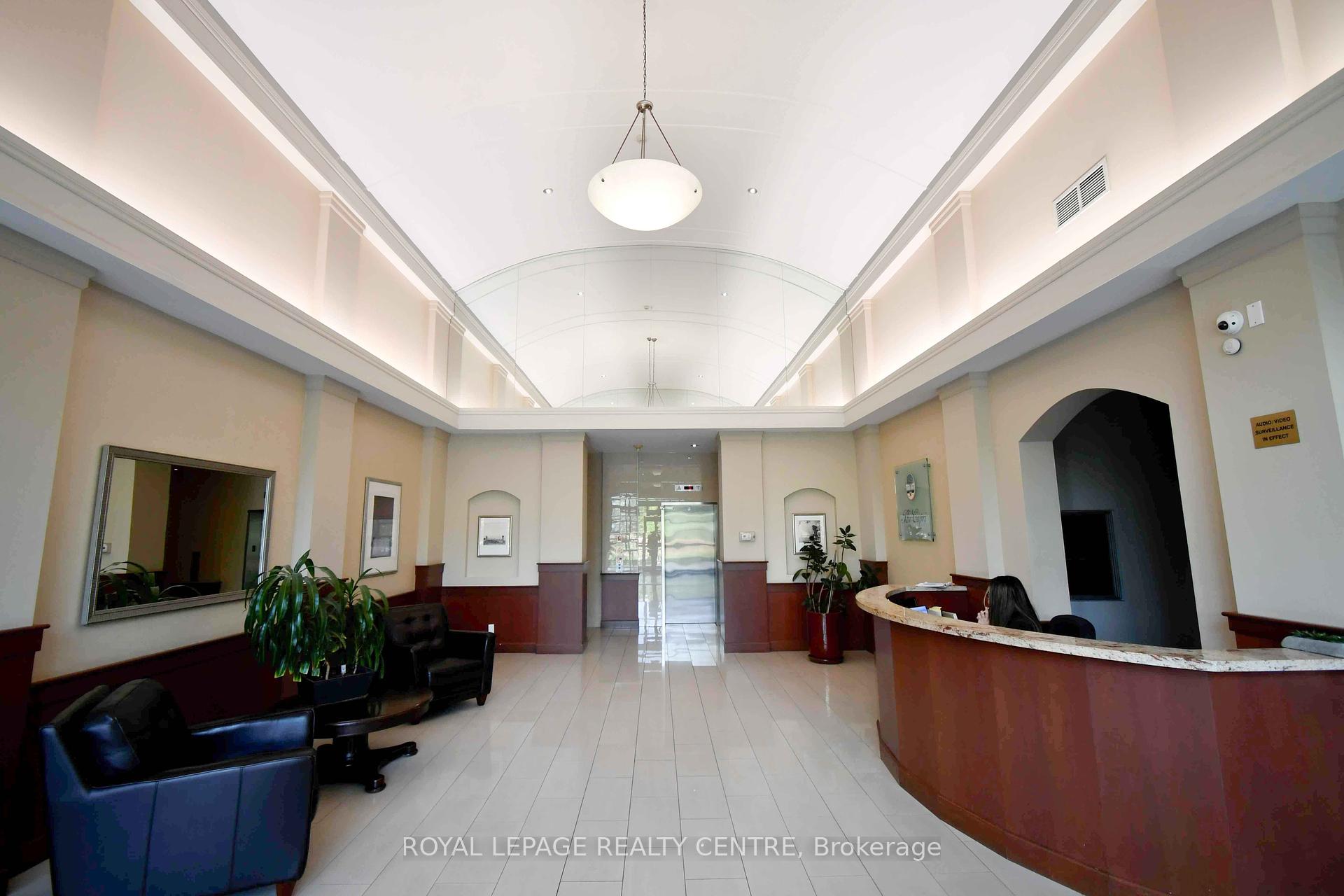2 Bedrooms Condo at 1359 Rathburn, Mississauga For sale