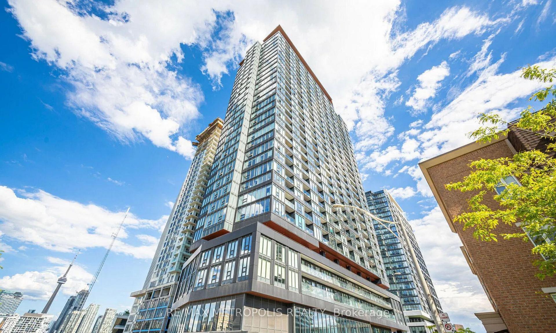 2 Bedrooms Condo at 19 Western Battery, Toronto For sale