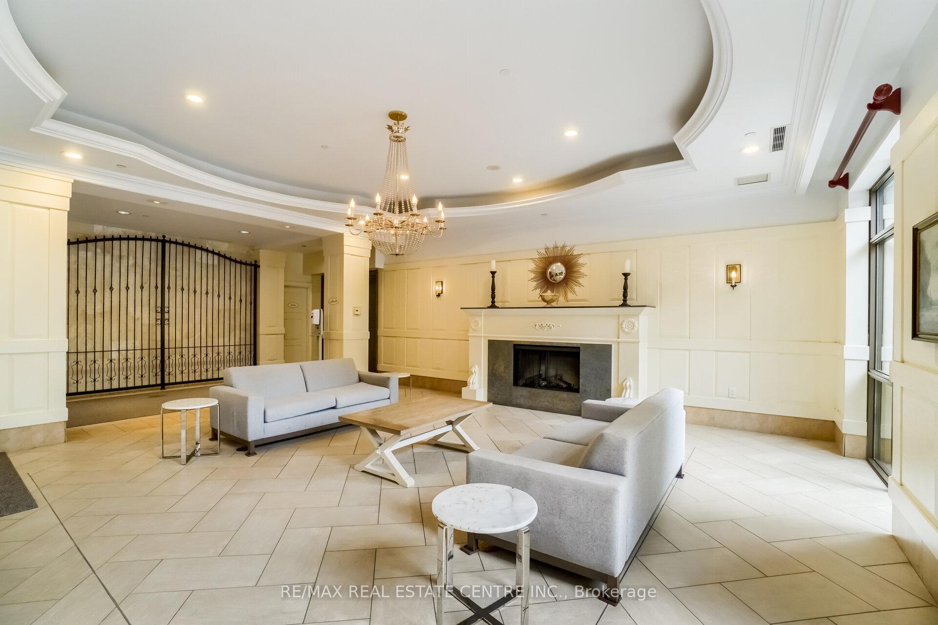2 Bedrooms Condo at 710 Humberwood, Toronto For sale