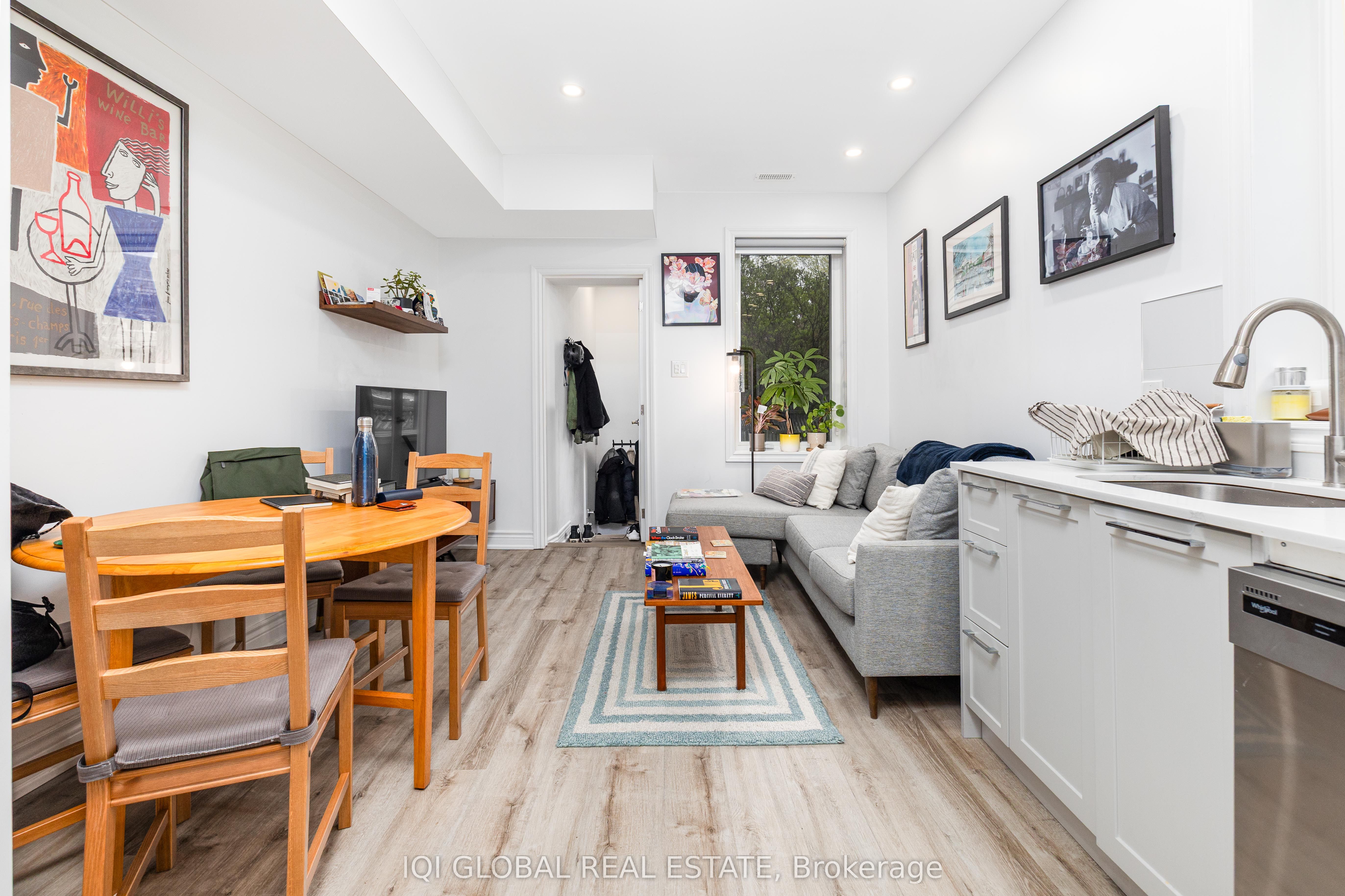 12 Rusholme Park Crescent, #Main