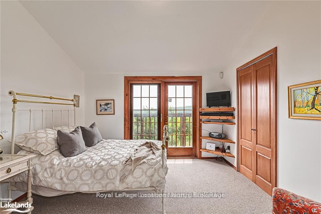 795310 The Blue Mountains Clearview Townline