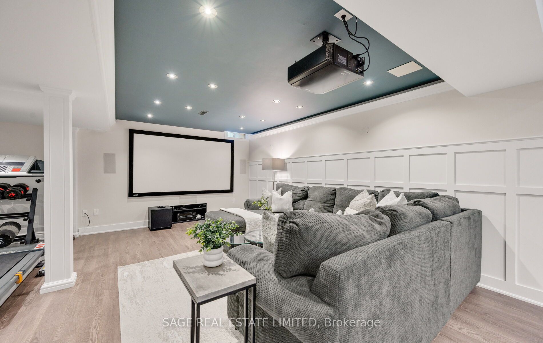 3911 Rosanna Drive