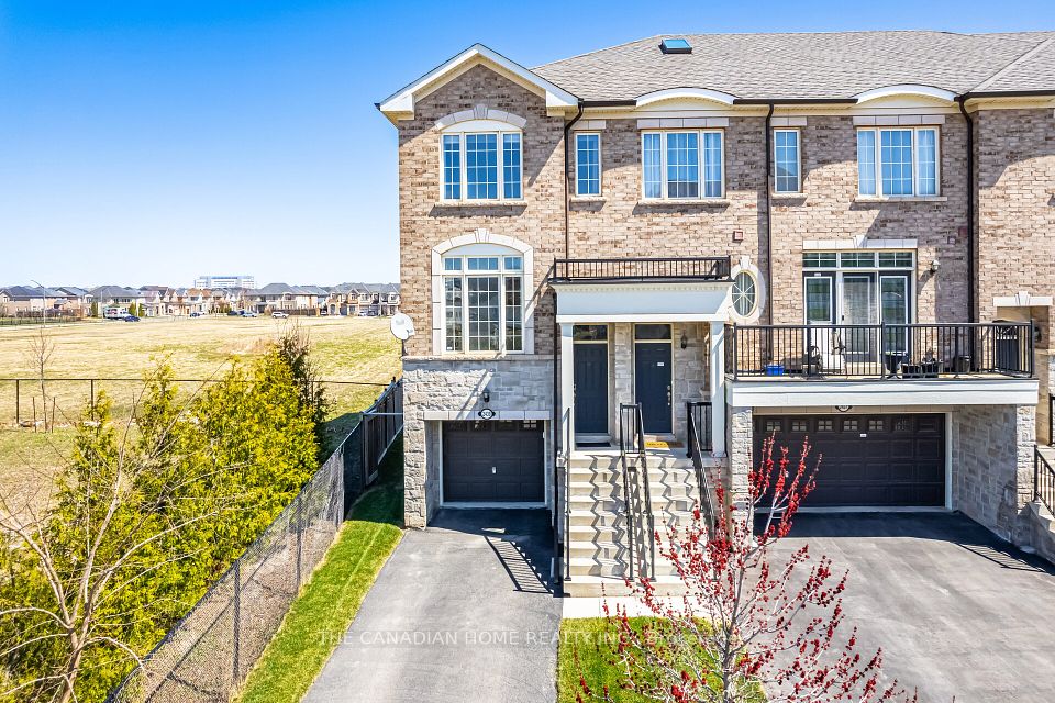 2439 Baronwood