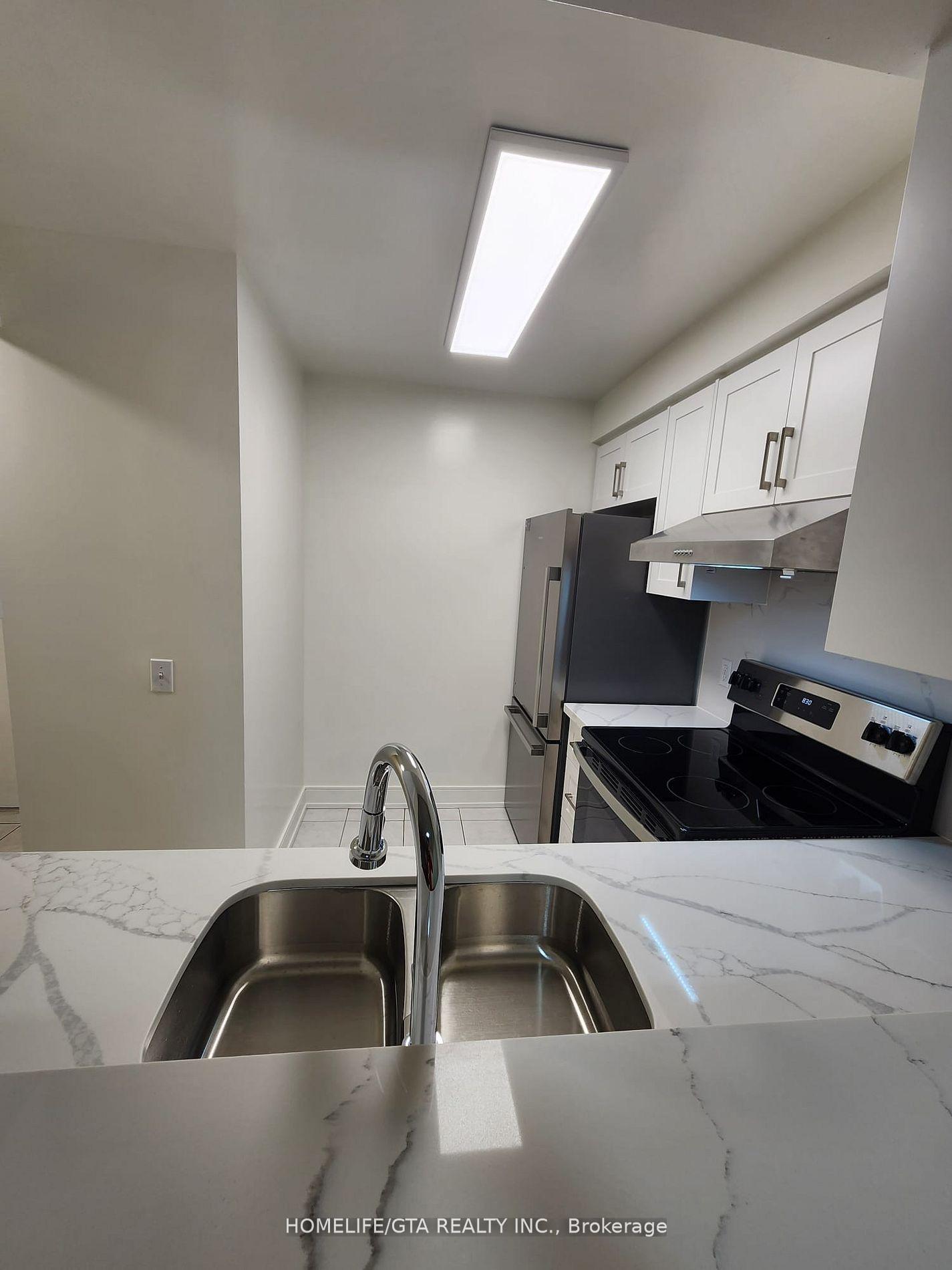 2 Bedrooms Condo at 2628 Mccowan, Toronto For sale