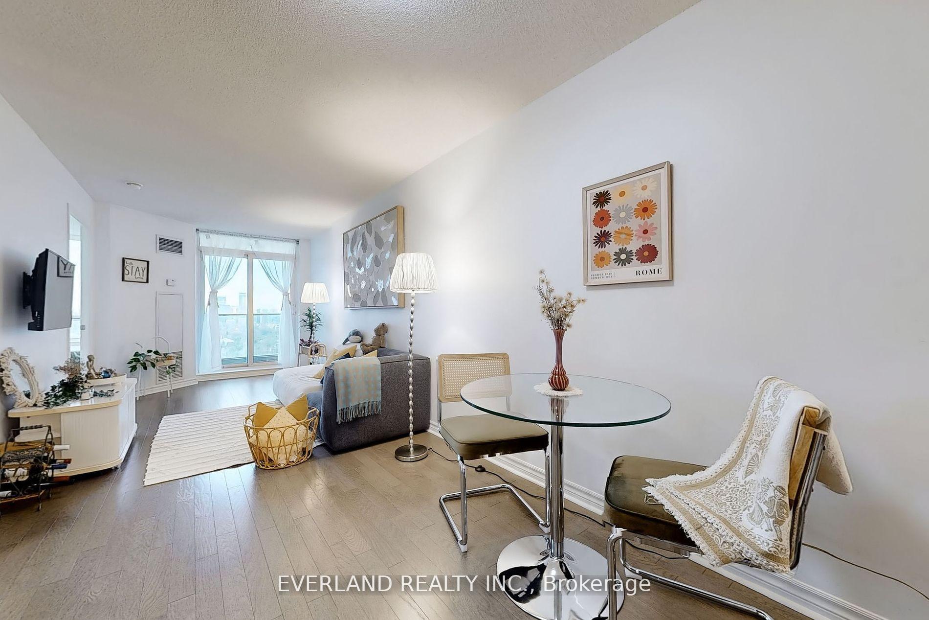 2 Bedrooms Condo at 1 Rean, Toronto For sale