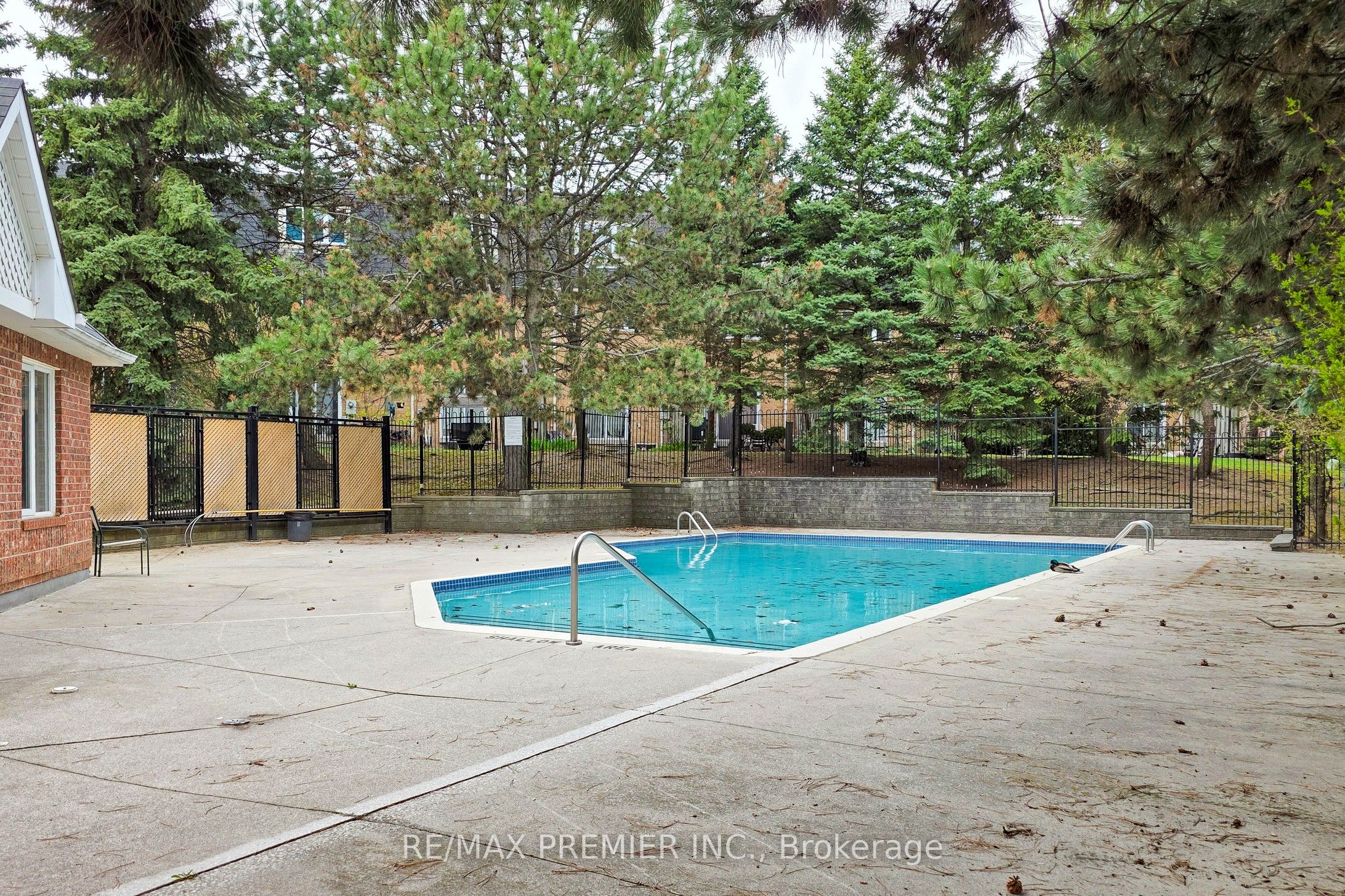119 Bristol Road E, #34