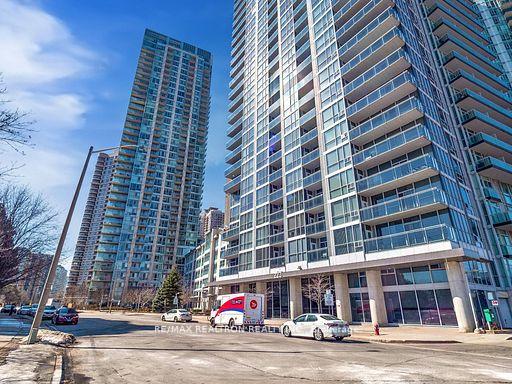 2 Bedrooms Condo at 225 Webb, Mississauga For sale