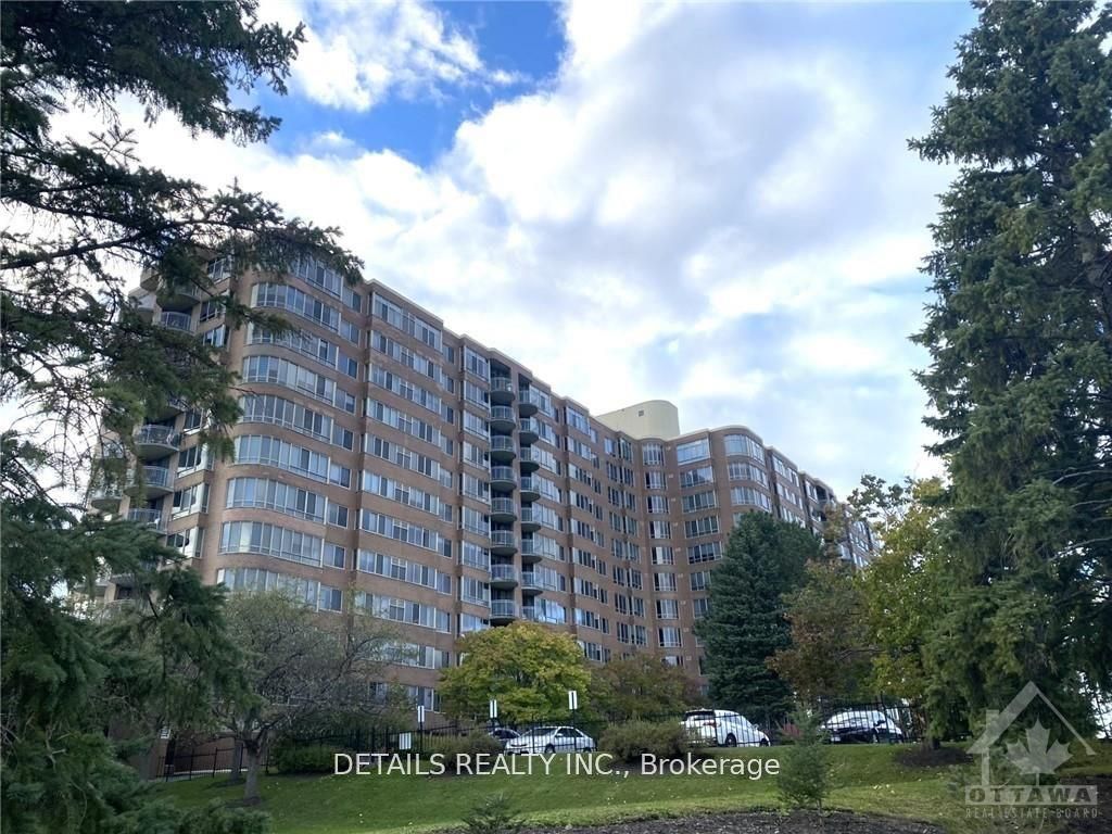 #709 - 100 Grant Carman Drive, CityviewParkwoodsHillsRideauShore, ON K2E 8B8