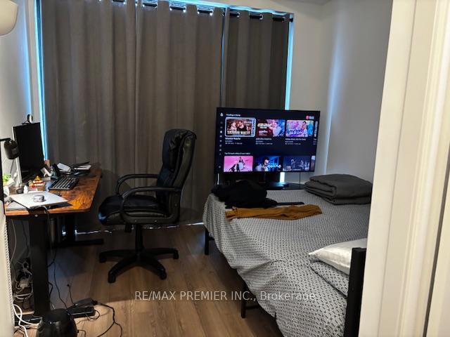 3 Bedrooms Condo at 2799 Kingston,  Toronto For sale