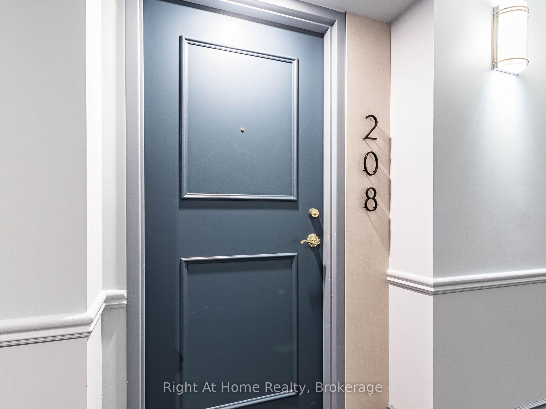 1 Bedroom Condo at 2300 Parkhaven, Oakville For sale