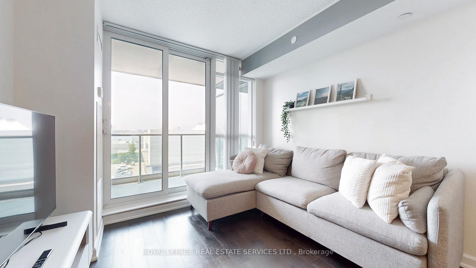 2 Bedrooms Condo at 205 Sherway Gardens, Toronto For sale