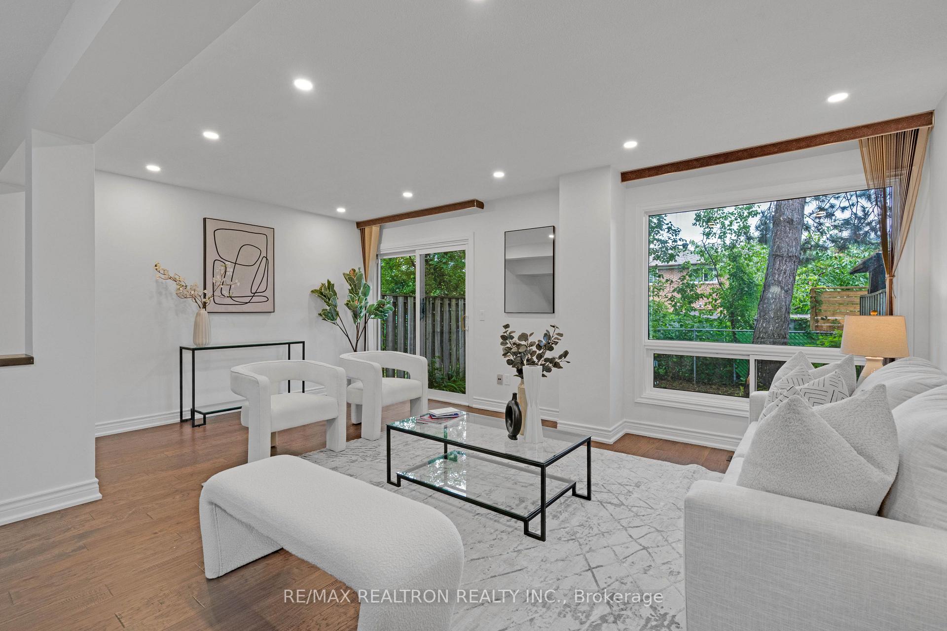 4 Bedrooms Condo at 296 Torresdale,  Toronto For sale