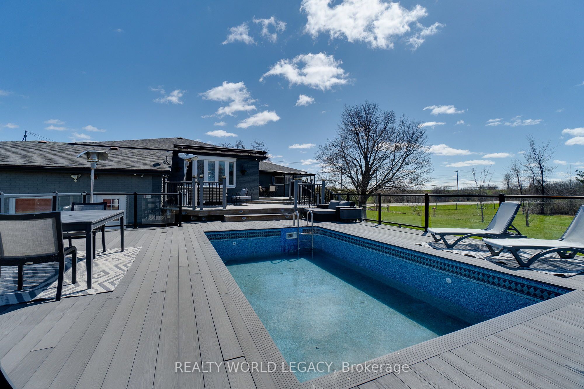 761 Brock Road, Hamilton, ON L9H 5E4